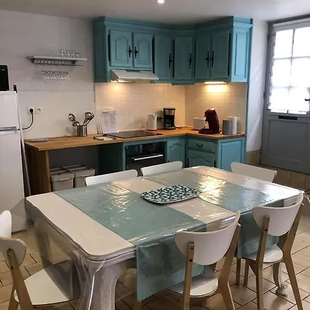 Holiday home L'historique - Maison Renovee Dans Le Centre-ville De *